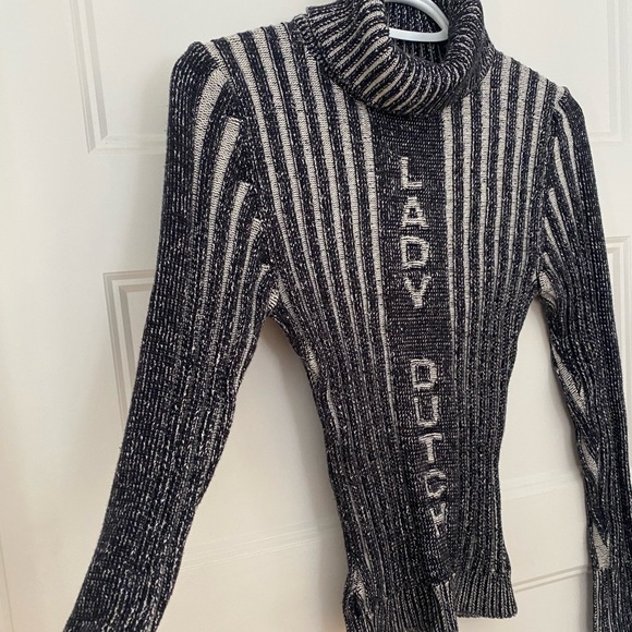 Lady Dutch Y2K sweater Medium - Picture 3 of 11